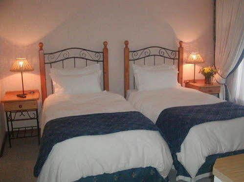 Four Pines Lodge Hermanus Exterior foto